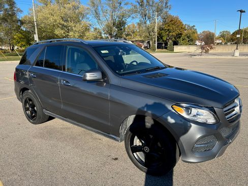 Used 2017 Mercedes-Benz GLE 350 4MATIC image 4
