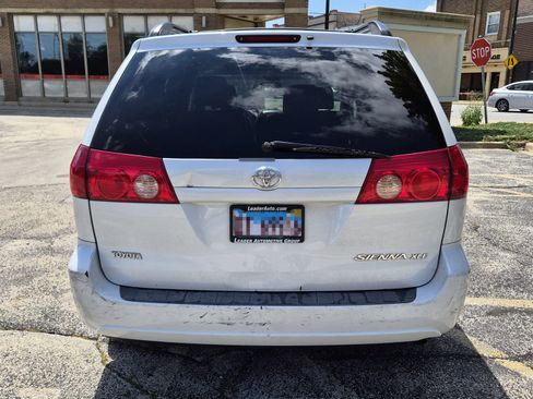 Used 2006 Toyota Sienna XLE w/ XLE Pkg 7 FWD image 4