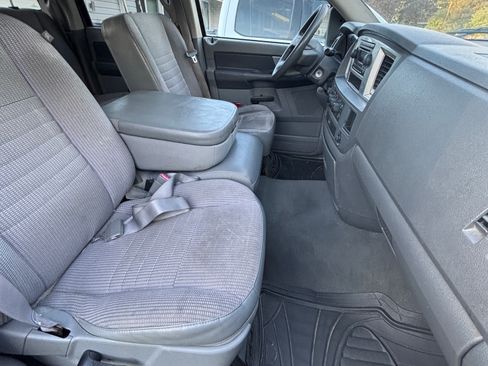 Used 2008 Dodge Ram 1500 Truck SLT AWD/4WD image 5