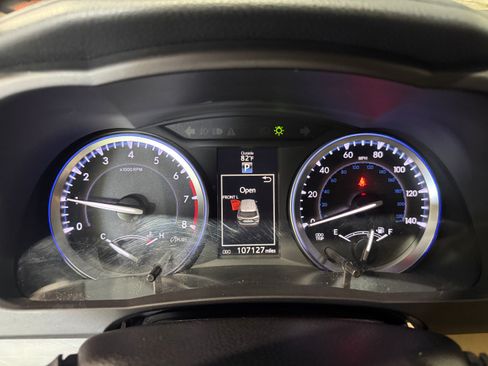 Used 2016 Toyota Highlander Limited image 2