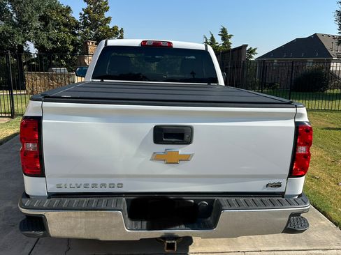 Used 2018 Chevrolet Silverado 1500 LS RWD image 4