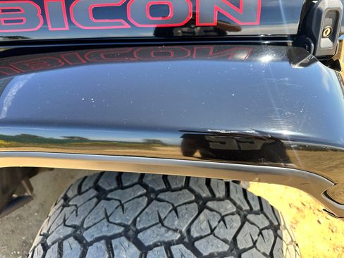 Used 2018 Jeep Wrangler Unlimited Rubicon image 17