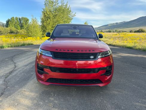 Used 2023 Land Rover Range Rover Sport SE Dynamic AWD/4WD image 9
