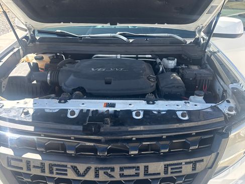 Used 2020 Chevrolet Colorado Z71 image 10