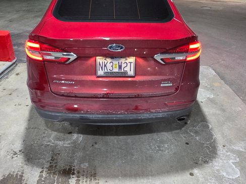 Used 2020 Ford Fusion SEL image 8