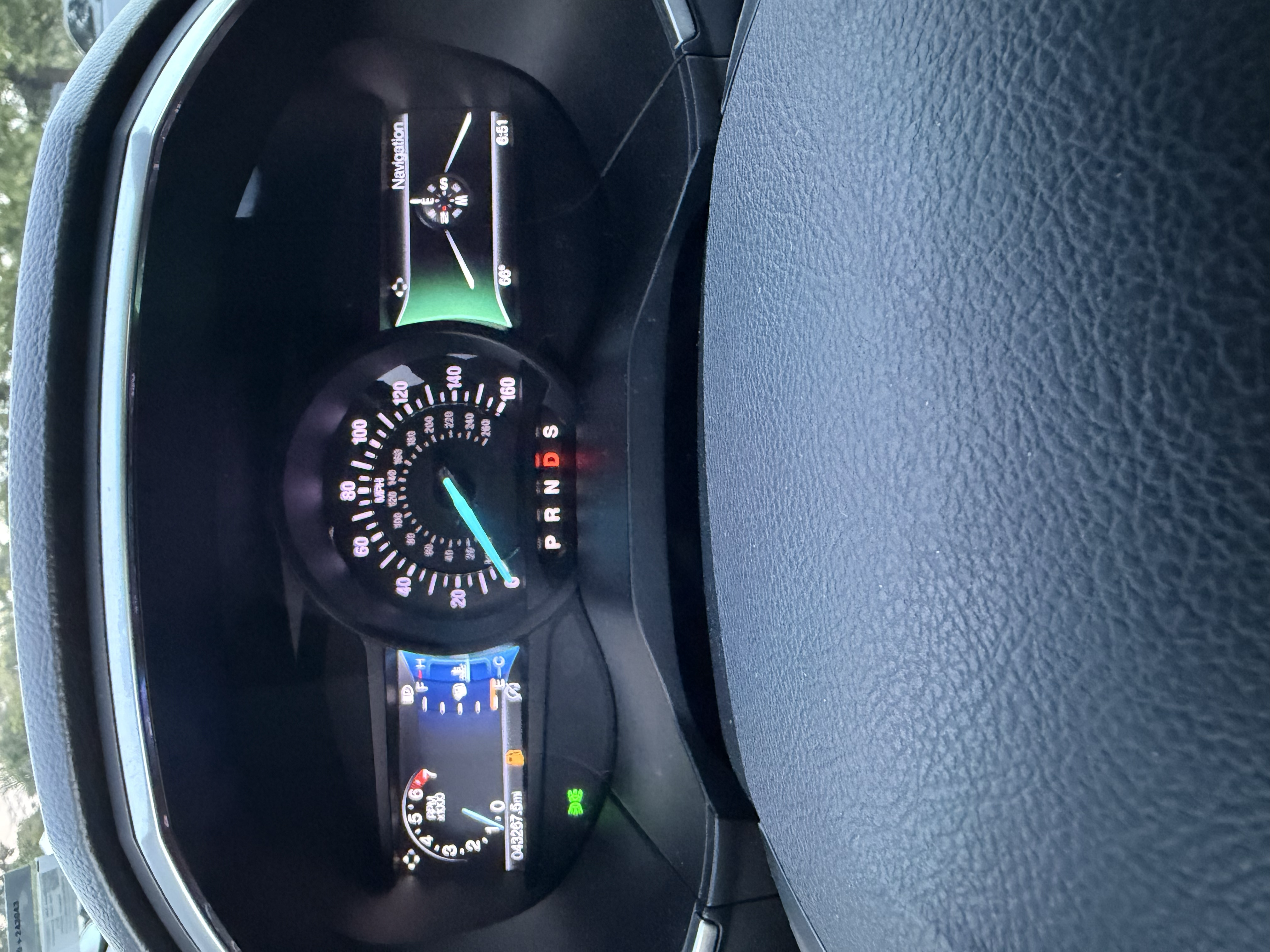 Used 2019 Ford Edge Titanium w/ Cold Weather Package FWD image 13