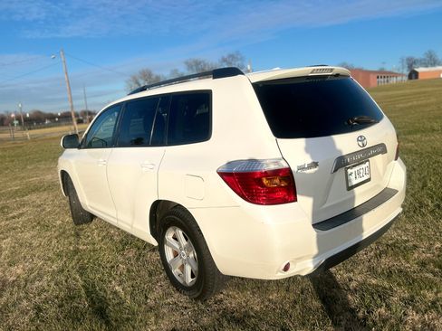 Used 2010 Toyota Highlander SE image 6