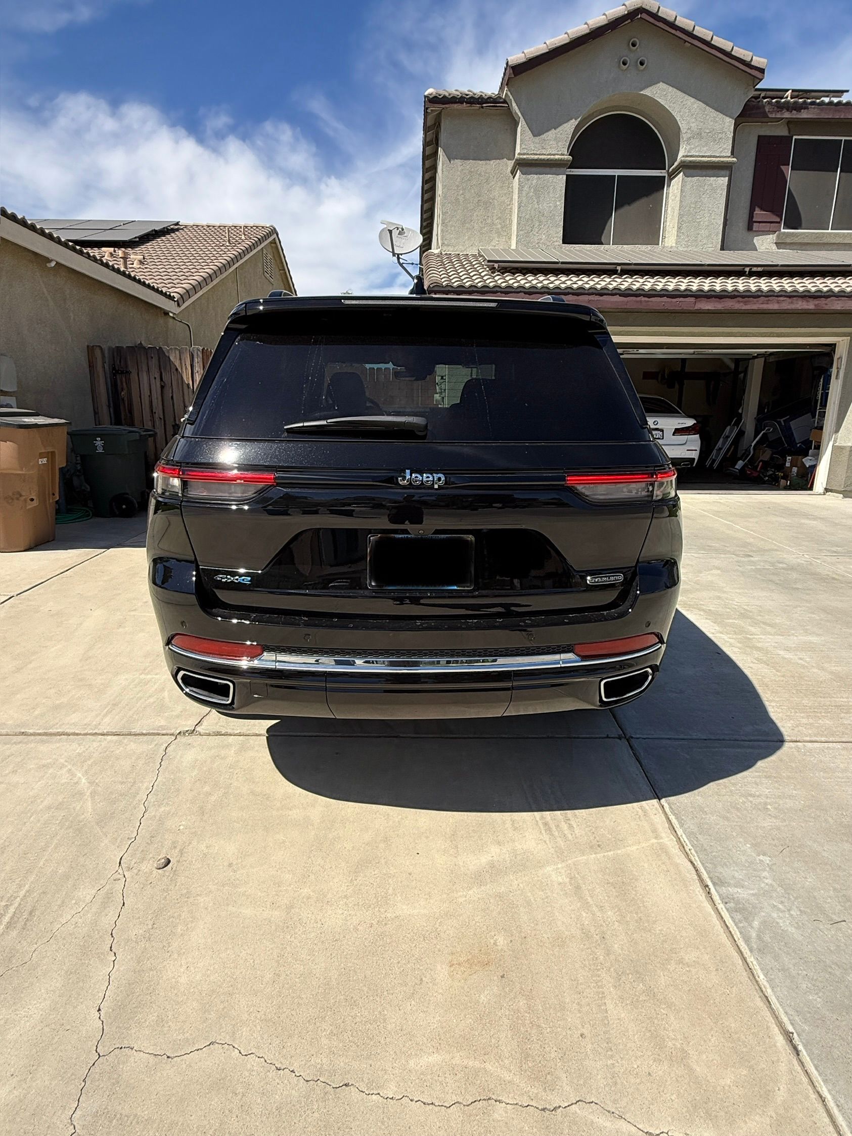 Used 2022 Jeep Grand Cherokee Overland AWD/4WD image 6