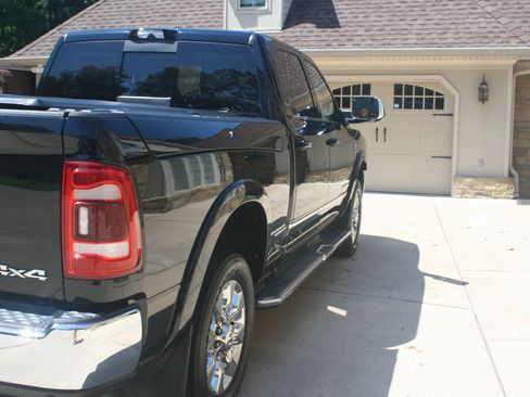 Used 2021 RAM 2500 Limited AWD/4WD image 9