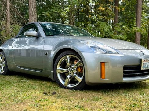 Used 2006 Nissan 350Z Grand Touring RWD image 4