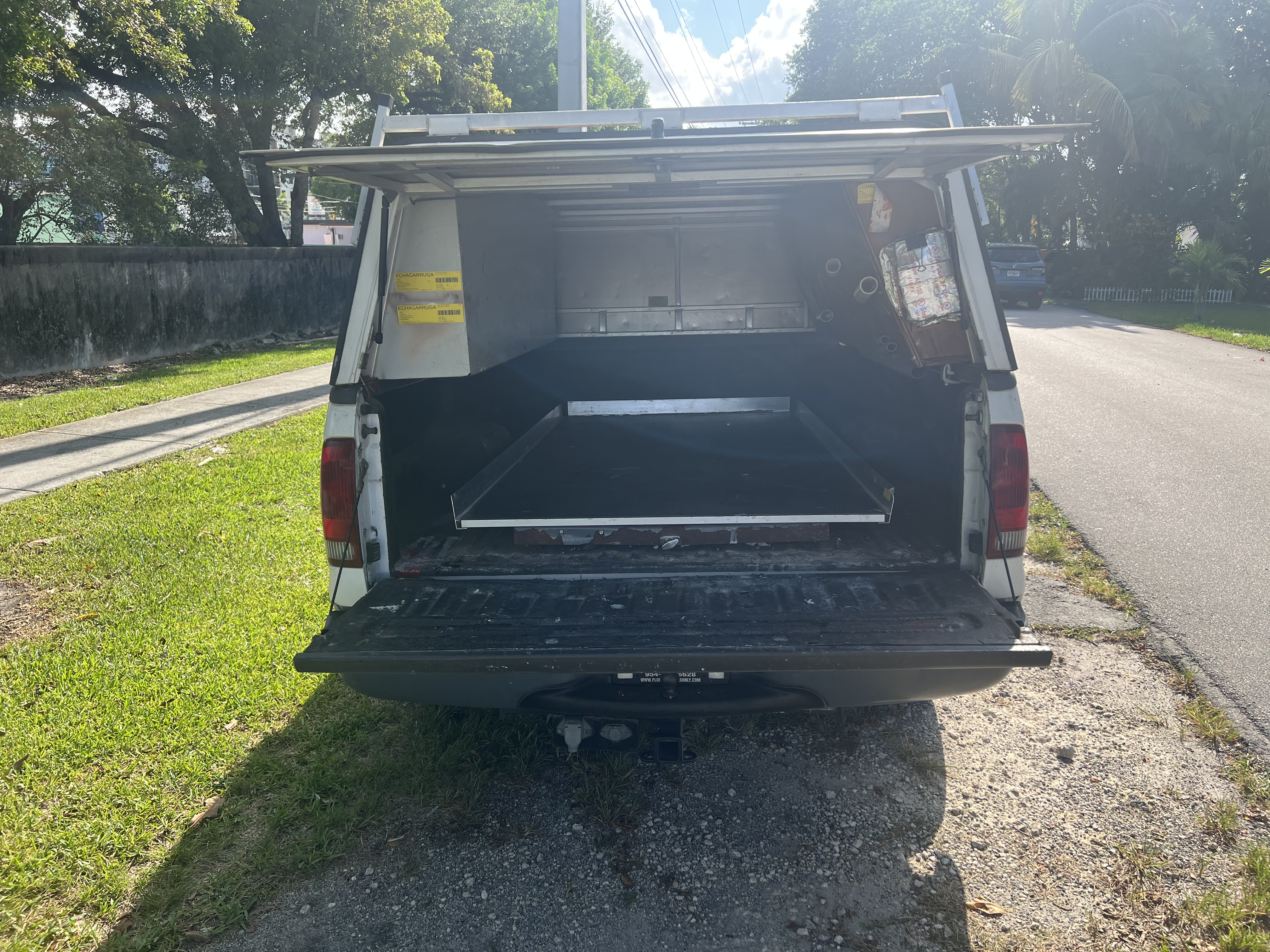 Used 2002 Ford F250 2WD Regular Cab Super Duty image 9
