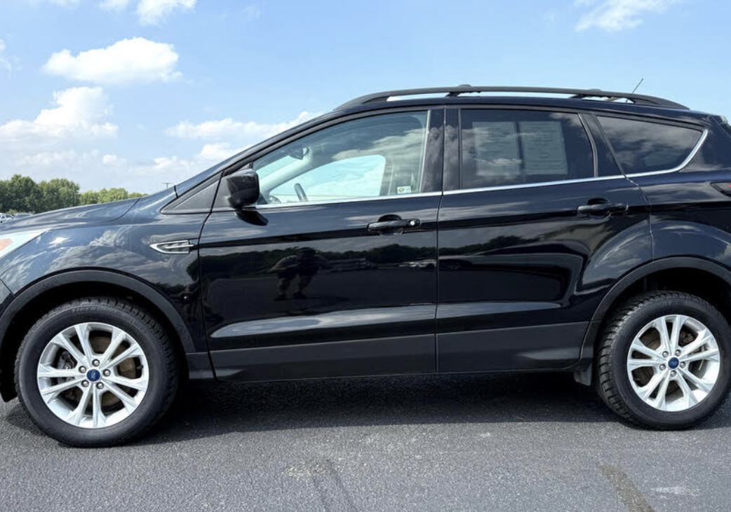 Used 2019 Ford Escape SEL AWD/4WD image 4