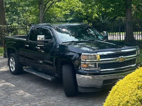Used 2015 Chevrolet Silverado 1500 LS w/ Trailering Package RWD image 1