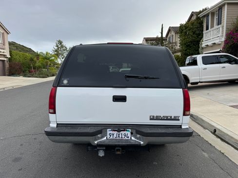 Used 1995 Chevrolet Suburban 2500 image 6