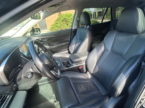 Used 2023 Subaru Outback Limited AWD/4WD image 6