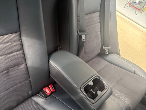 Used 2017 Toyota Camry SE FWD image 18