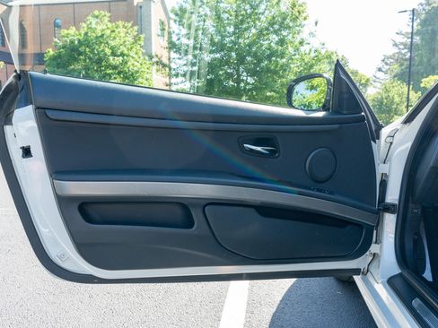 Used 2013 BMW 335i Coupe image 23