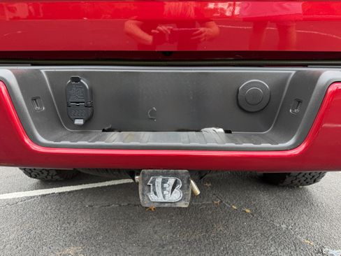 Used 2017 GMC Canyon SLE w/ All Terrain Package AWD/4WD image 20