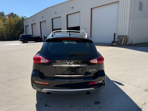 Used 2017 INFINITI QX50 2WD w/ Premium Plus Package image 4