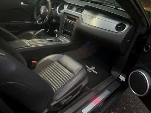 Used 2012 Ford Mustang Shelby GT500 w/ SVT Performance Pkg image 19