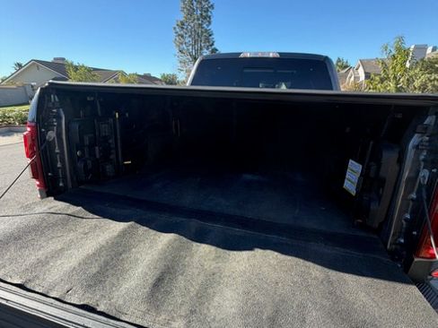 Used 2019 Ford F150 Raptor w/ Equipment Group 802A Luxury image 6