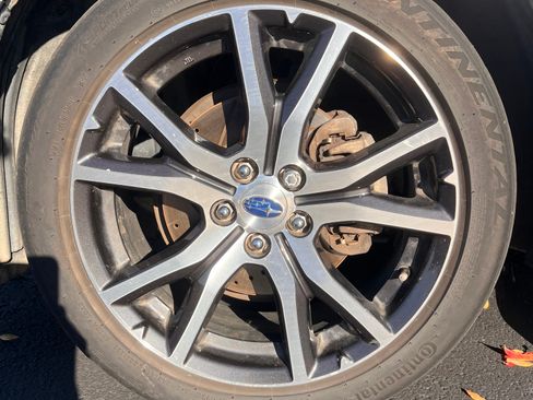 Used 2017 Subaru Impreza 2.0i Limited image 9