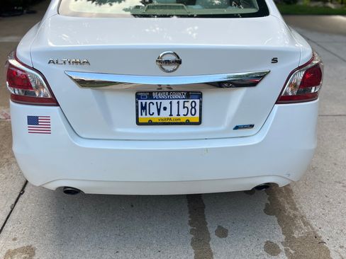 Used 2013 Nissan Altima 2.5 S FWD image 2