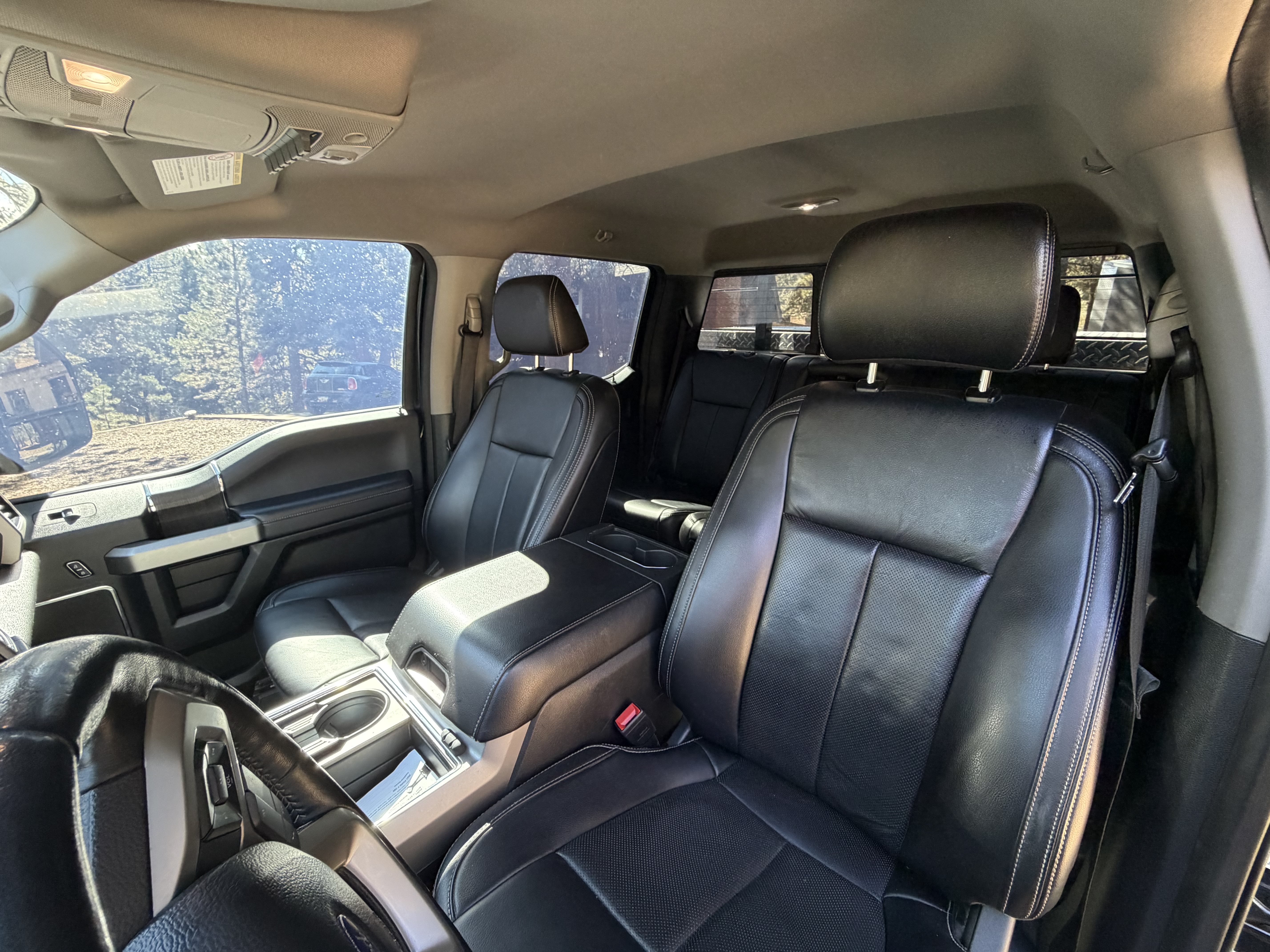 Used 2021 Ford F350 Lariat w/ Lariat Ultimate Package AWD/4WD image 13