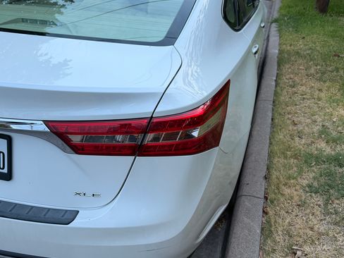 Used 2017 Toyota Avalon XLE Premium FWD image 9