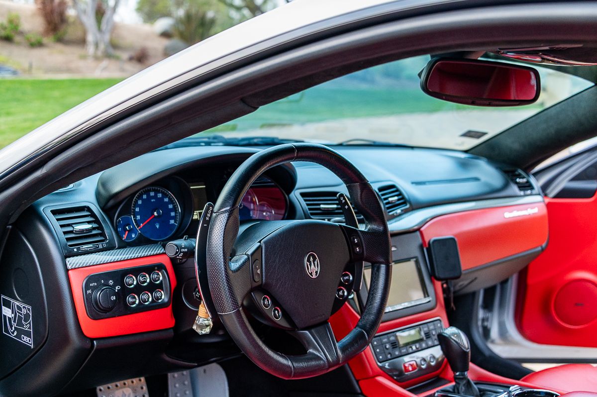 Used 2014 Maserati GranTurismo Sport RWD image 10