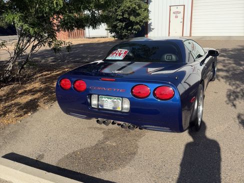 Used 2004 Chevrolet Corvette Z06 w/ Z06 Preferred Equipment Group RWD image 19