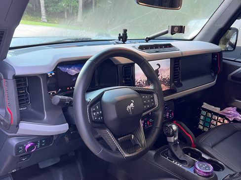 Used 2022 Ford Bronco Badlands image 19