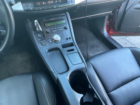 Used 2012 Lexus CT 200h Premium FWD image 15
