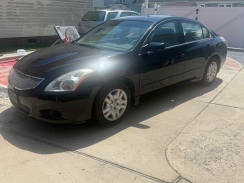 Used 2012 Nissan Altima 2.5 S FWD image 12