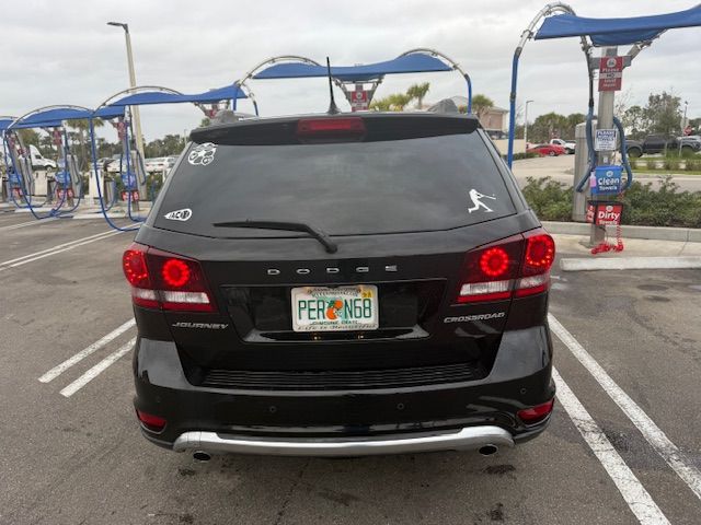Used 2018 Dodge Journey Crossroad FWD image 4