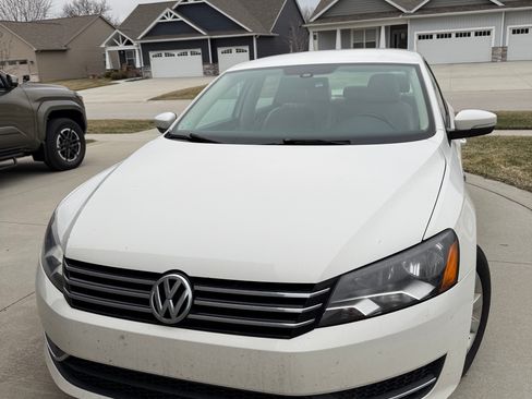 Used 2015 Volkswagen Passat 1.8T Wolfsburg Edition image 1