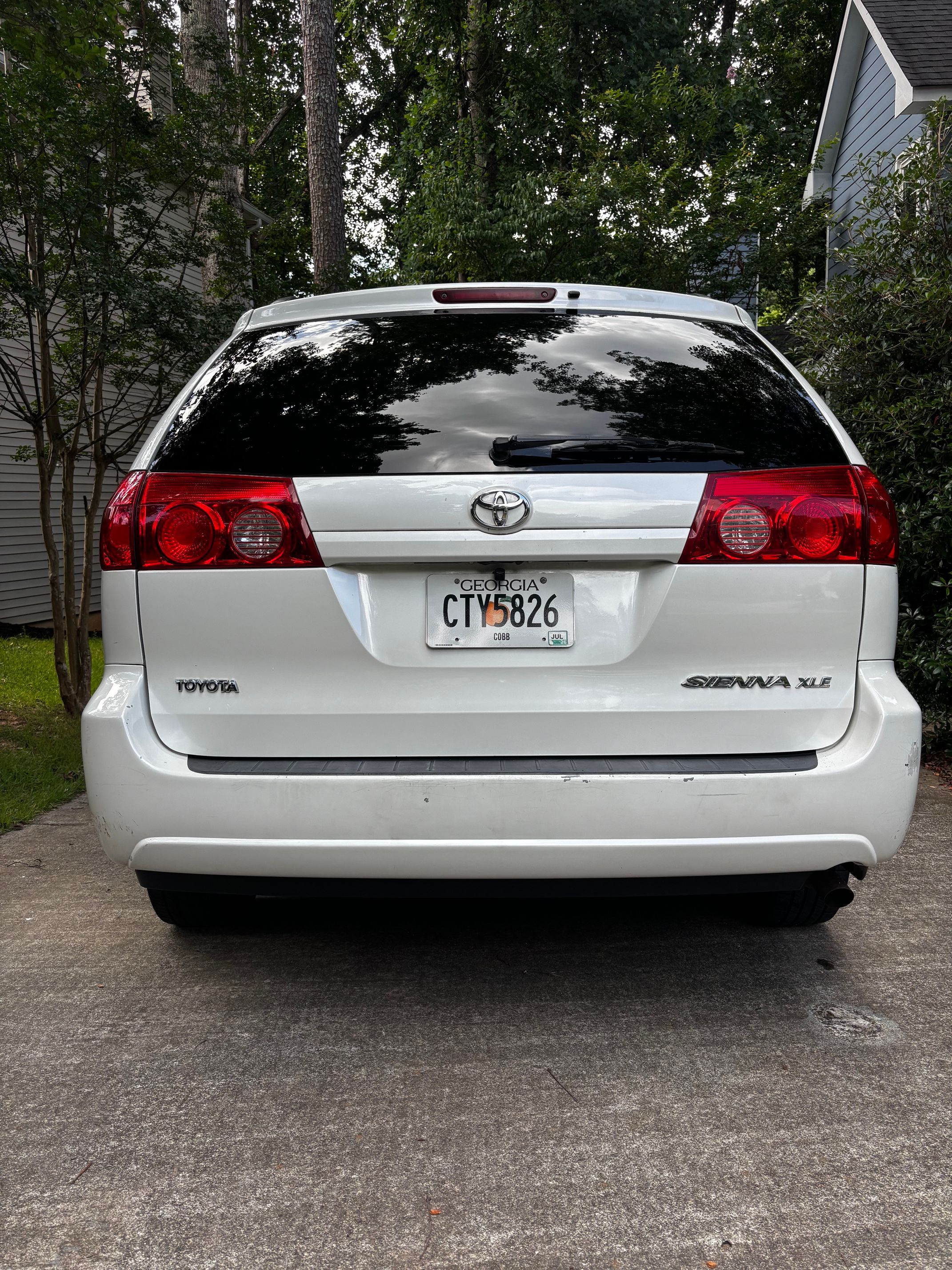 Used 2009 Toyota Sienna XLE w/ Towing Prep Pkg FWD image 8