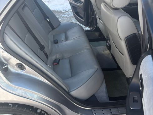 Used 2003 Lexus IS 300 image 11