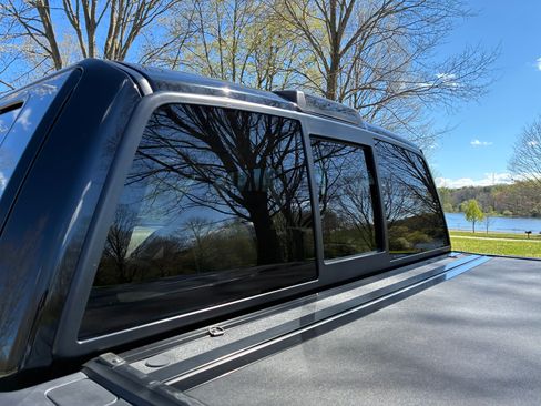 Used 2005 Ford F150 Lariat image 5