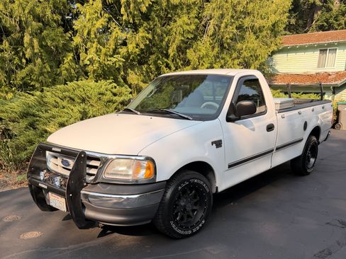 Used 1999 Ford F150 2WD Regular Cab image 8