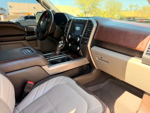 Used 2019 Ford F150 Limited w/ Trailer Tow Package image 15