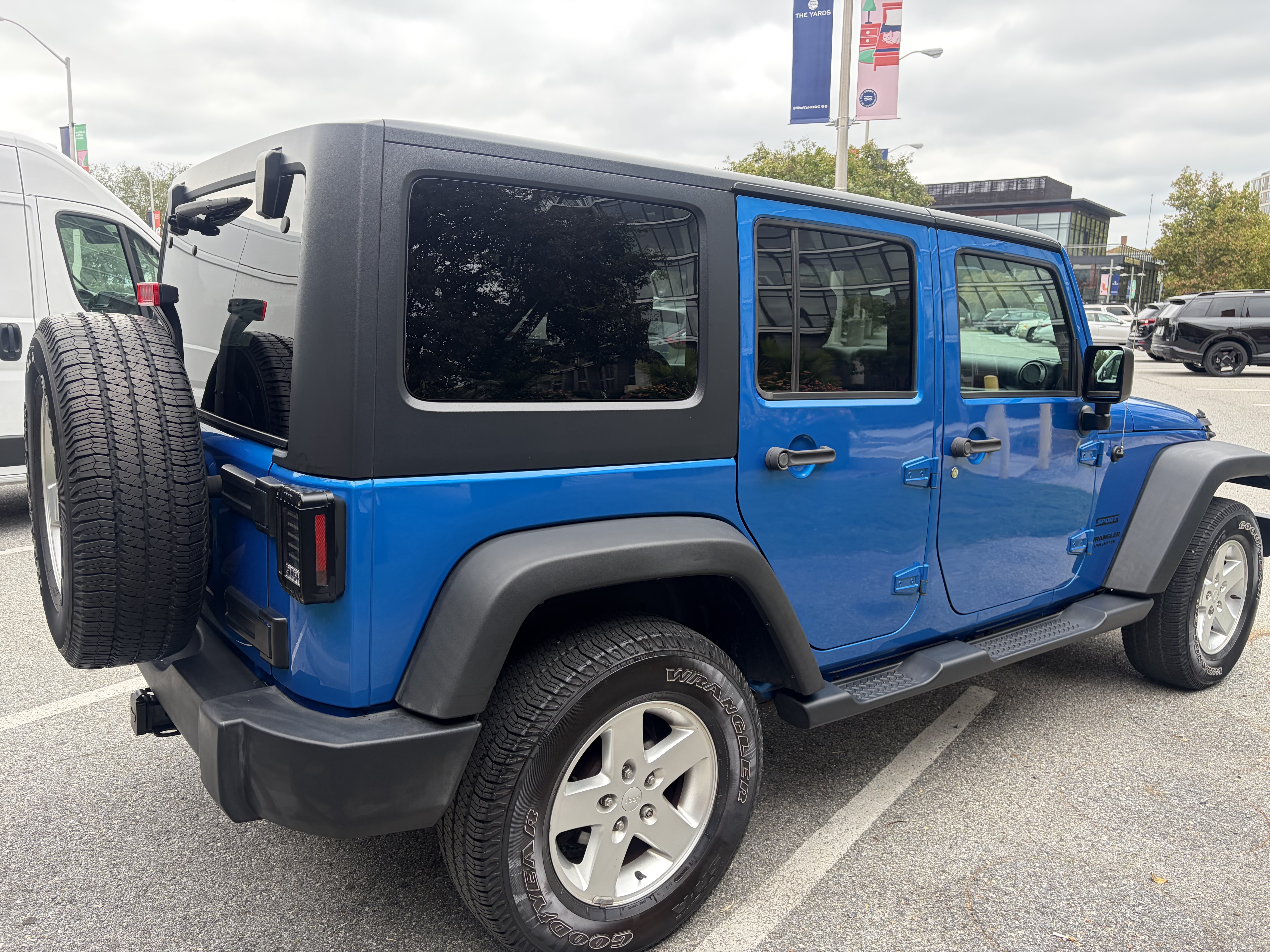 Used 2016 Jeep Wrangler Unlimited Sport w/ Quick Order Package 24S AWD/4WD image 10
