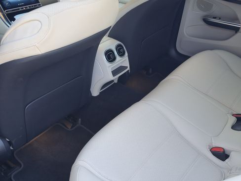 Used 2023 Mercedes-Benz C 300 C 300 Sedan 4D image 13