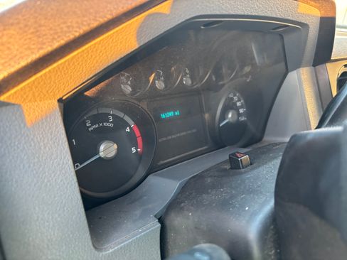 Used 2014 Ford F250 XL image 6