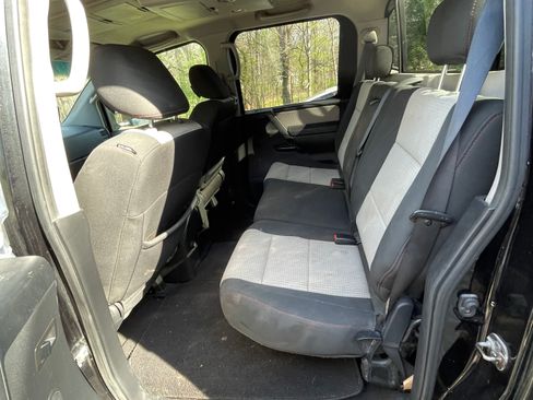 Used 2010 Nissan Titan PRO-4X w/ Pro-4x Premium Utility Pkg image 10