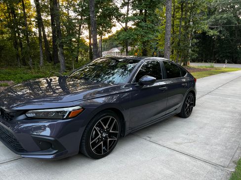 Used 2022 Honda Civic Sport Touring image 5