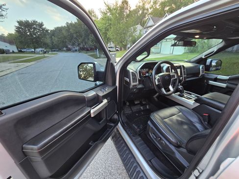 Used 2015 Ford F150 Lariat w/ Equipment Group 502A Luxury image 17