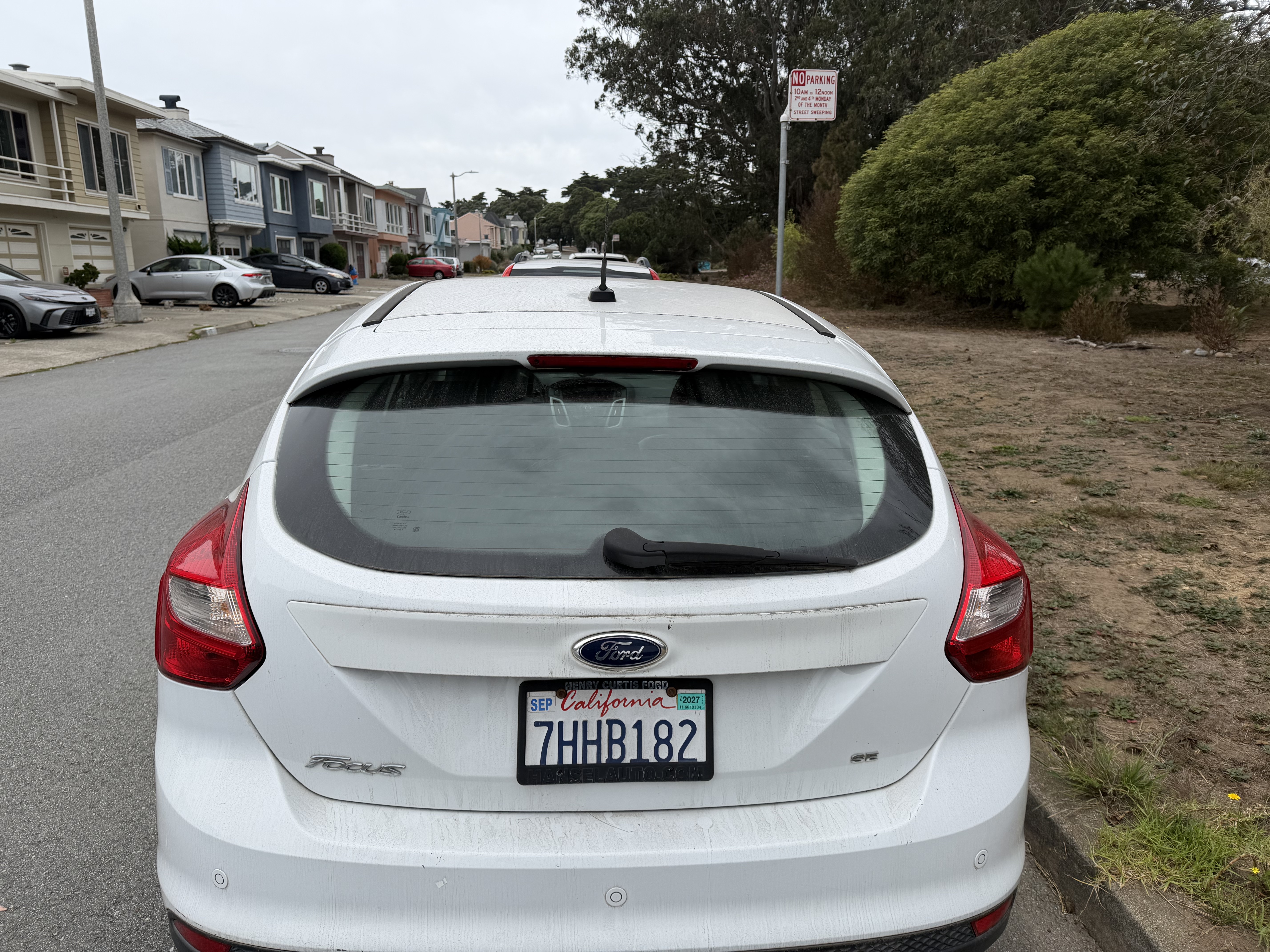 Used 2014 Ford Focus SE w/ Equipment Group 201A FWD image 12