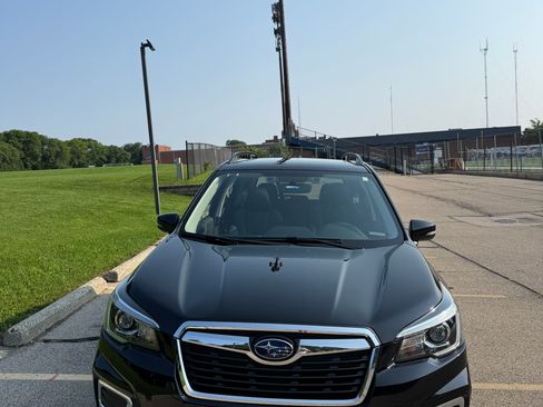 Used 2019 Subaru Forester Limited AWD/4WD image 4