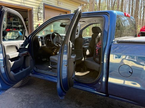 Used 2015 GMC Sierra 1500 SLE w/ SLE Value Package image 6